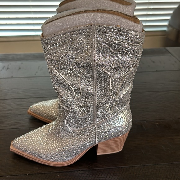 Cowgirl boots 6 - Picture 4 of 7